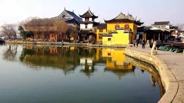 达沃斯的“特朗普冲击”